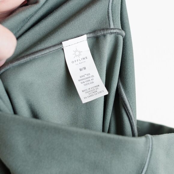 Offline By Aerie Women's Real Me 7/8 High Rise Leggings Size M Olive Cross Over - Picture 6 of 8